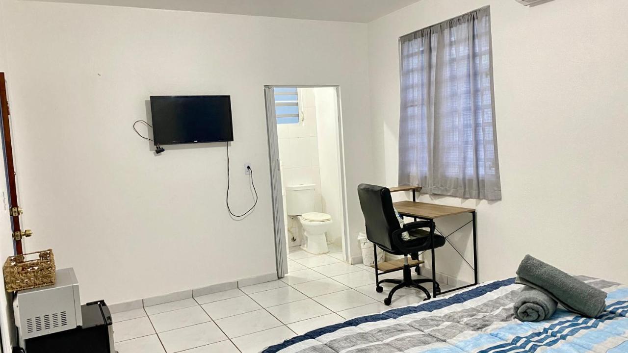 All You Need Studios Walking Distance To Beach Isla Verde San Juan Exterior foto